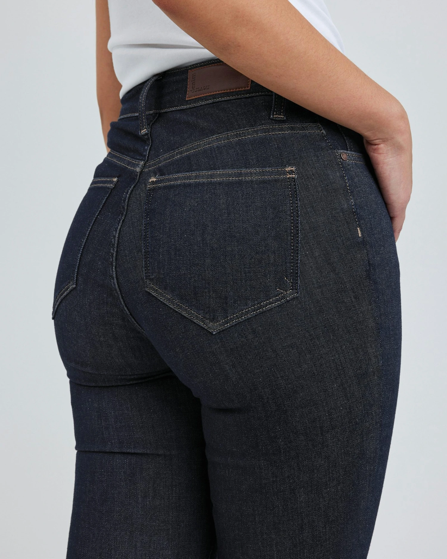 Peachy High 590 Ankle Jeans - Bild 5