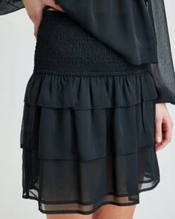 Bloom Skjørt Med Volanger -Bikbok Webbutik 7347994 990 d1 m mh 178 ms s dws bloom bikbok 3