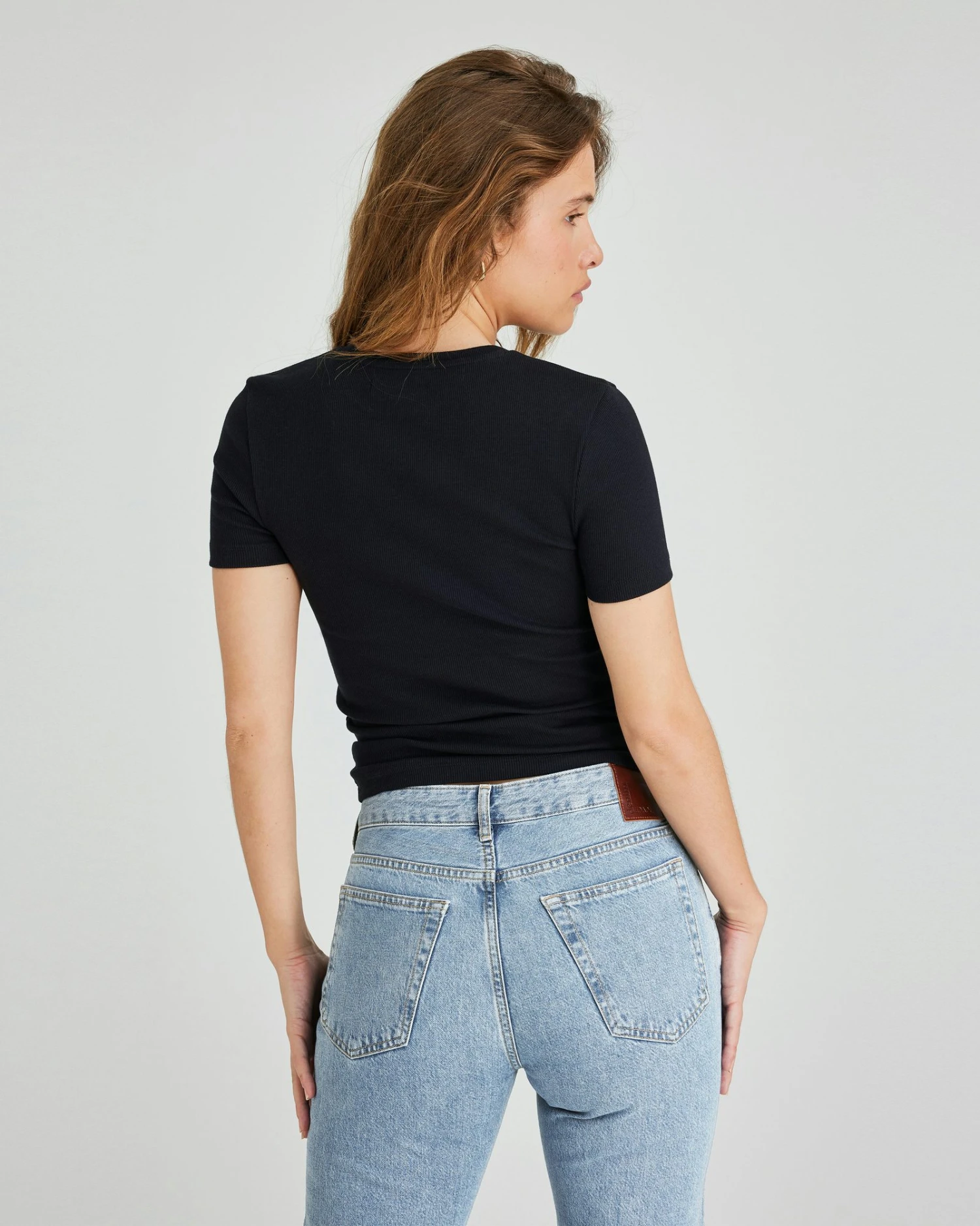 Alba Ribbestrikket T-skjorte - Bild 5