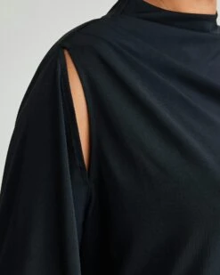 Affection Topp -Bikbok Webbutik 7349177 990 d1 m mh 173 ms l tl affection bikbok 2