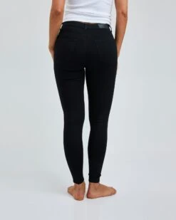 Peachy High 99 Jeans -Bikbok Webbutik 7351122 990 b m mh 170 ms s jp peachy high 99 bikbok 2