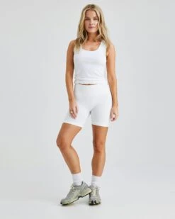 Empower Seamless Biker Shorts -Bikbok Webbutik 7351702 920 f1 m mh 165 ms s nw empower seamless biker bikbok