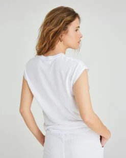 Maggie Topp -Bikbok Webbutik 7354117 900 b m mh 179 ms s tt maggie bikbok 3