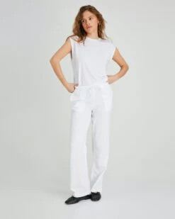 Maggie Topp -Bikbok Webbutik 7354117 900 f1 m mh 179 ms s tt maggie bikbok