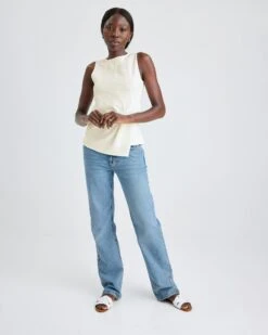 Sasha Topp -Bikbok Webbutik 7354228 920 f1 m mh 173 ms s tt sasha bikbok 2 3 1