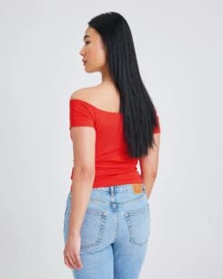 Elia Off Shoulder Topp -Bikbok Webbutik 7356240 360 b m mh 170 ms s ts elia bikbok 2 3