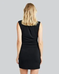 Irina Kjole -Bikbok Webbutik 7357844 990 b m mh 178 ms s dk irina bikbok 1 3